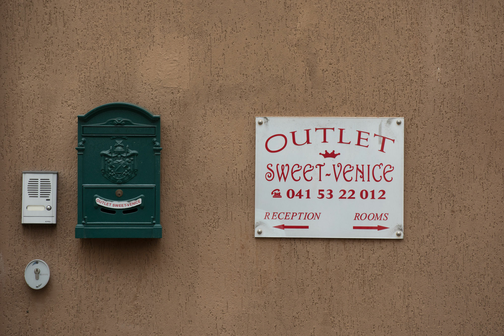 Outlet Sweet Venice ميستر المظهر الخارجي الصورة